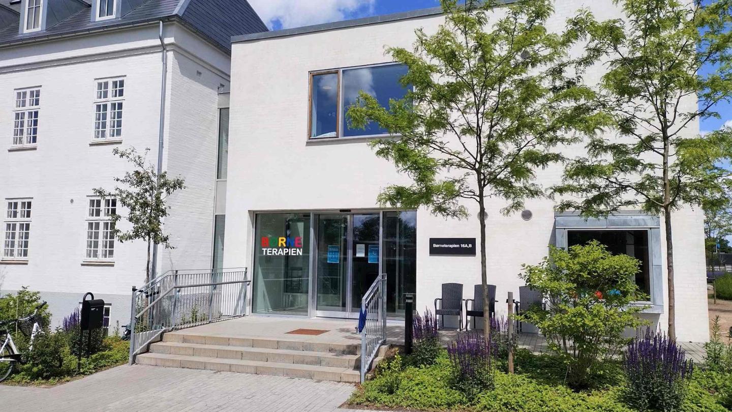 Børneterapiens indgang